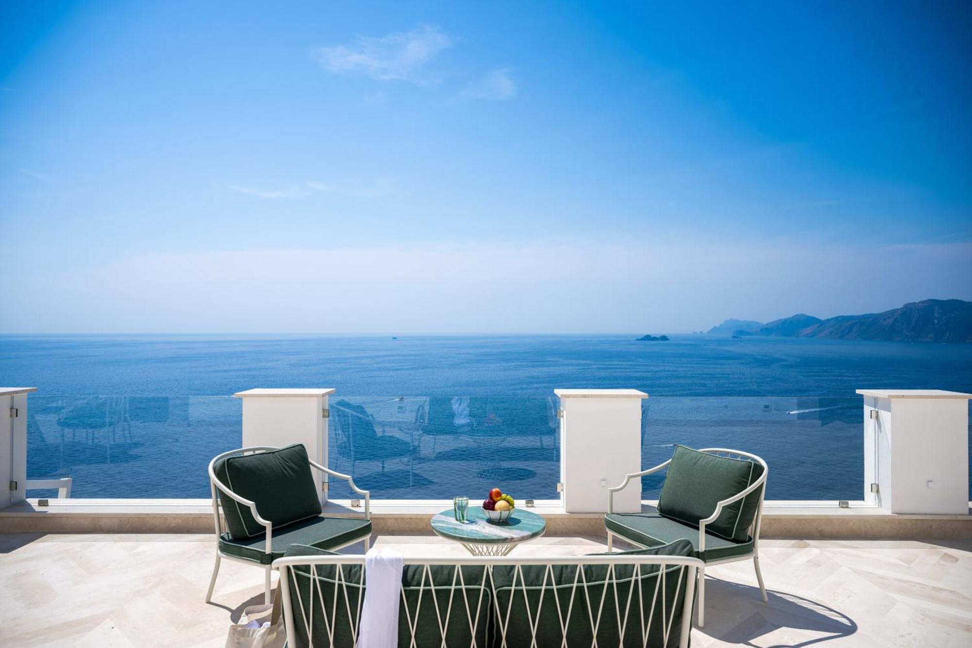 Maison Lilly - Luxury Accommodation Praiano Bagian luar foto