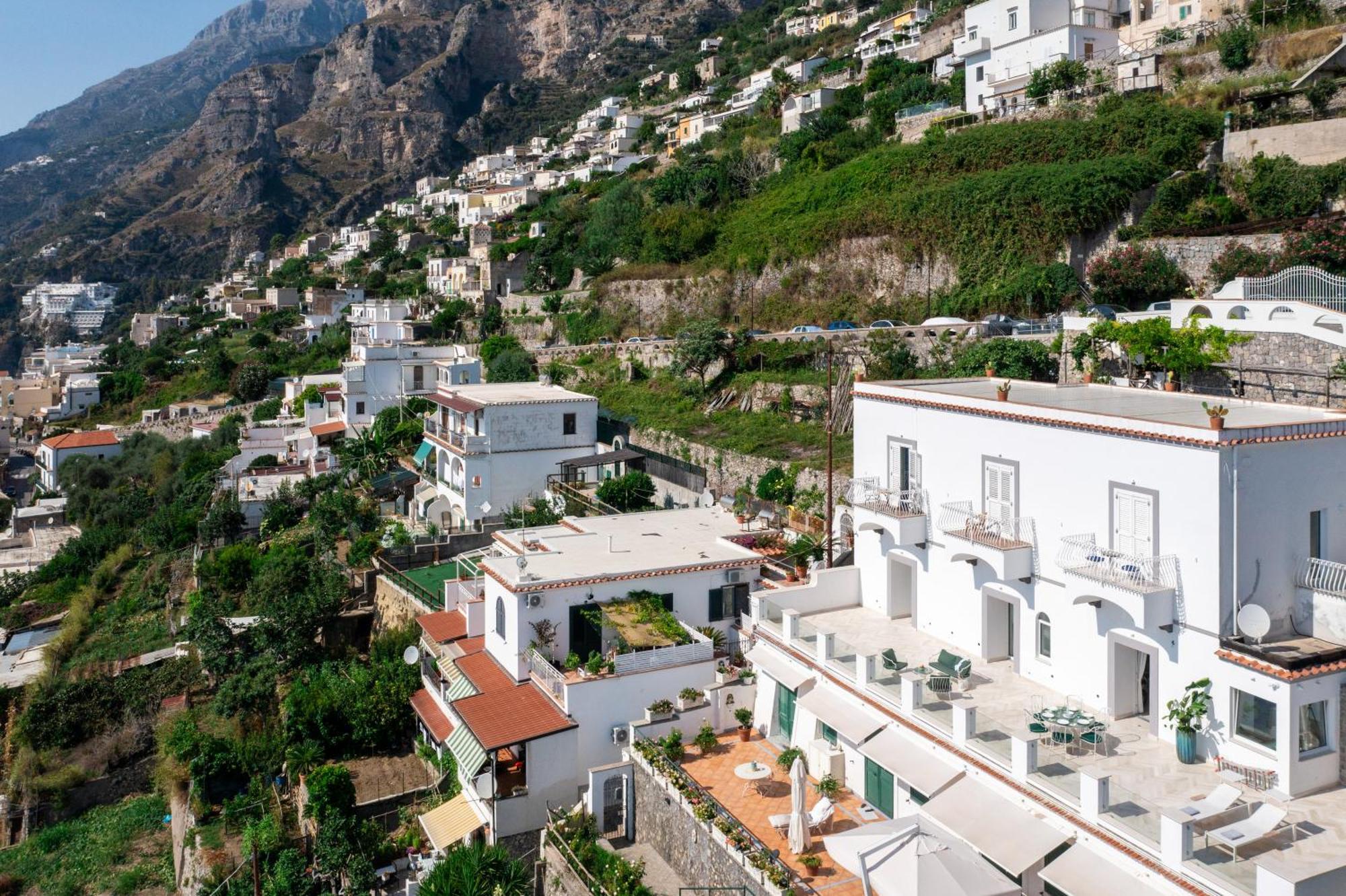 Maison Lilly - Luxury Accommodation Praiano Bagian luar foto