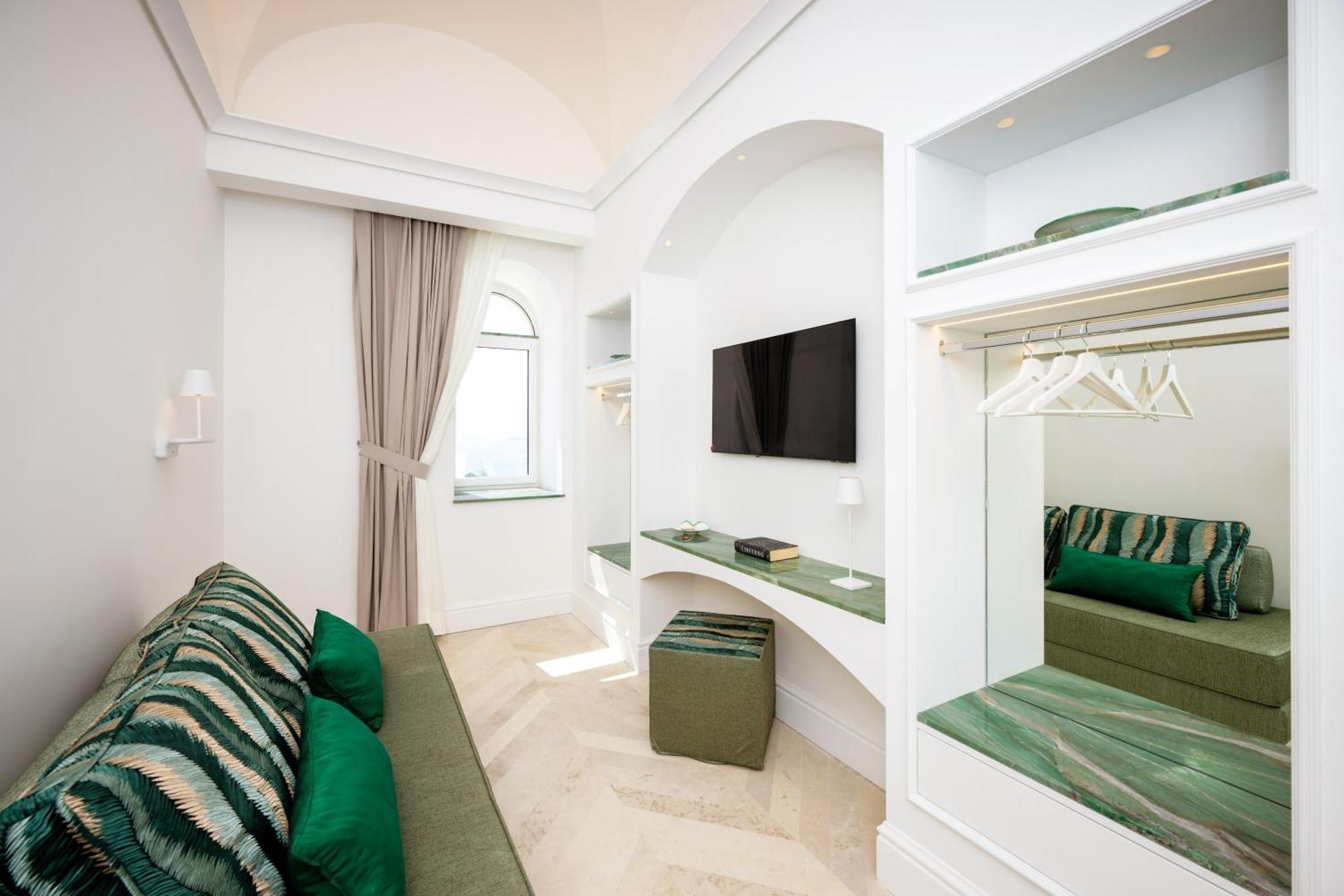 Maison Lilly - Luxury Accommodation Praiano Bagian luar foto