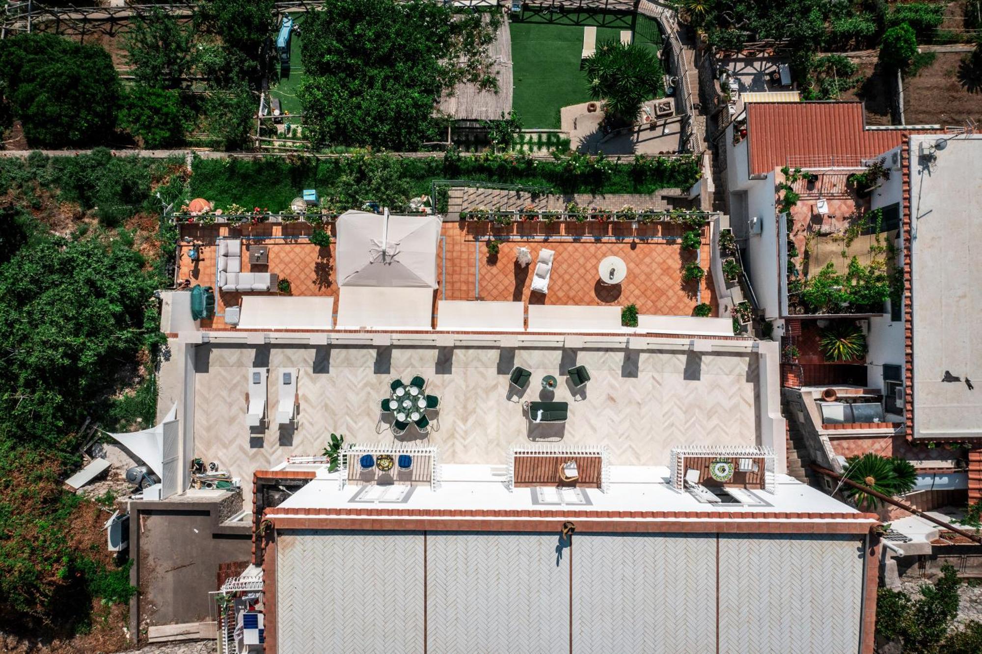 Maison Lilly - Luxury Accommodation Praiano Bagian luar foto